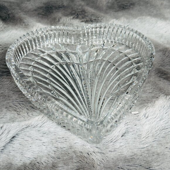 Waterford Crystal Large Love Heart Shaped Trinket Candy Dish Tray - Picture 1 of 13